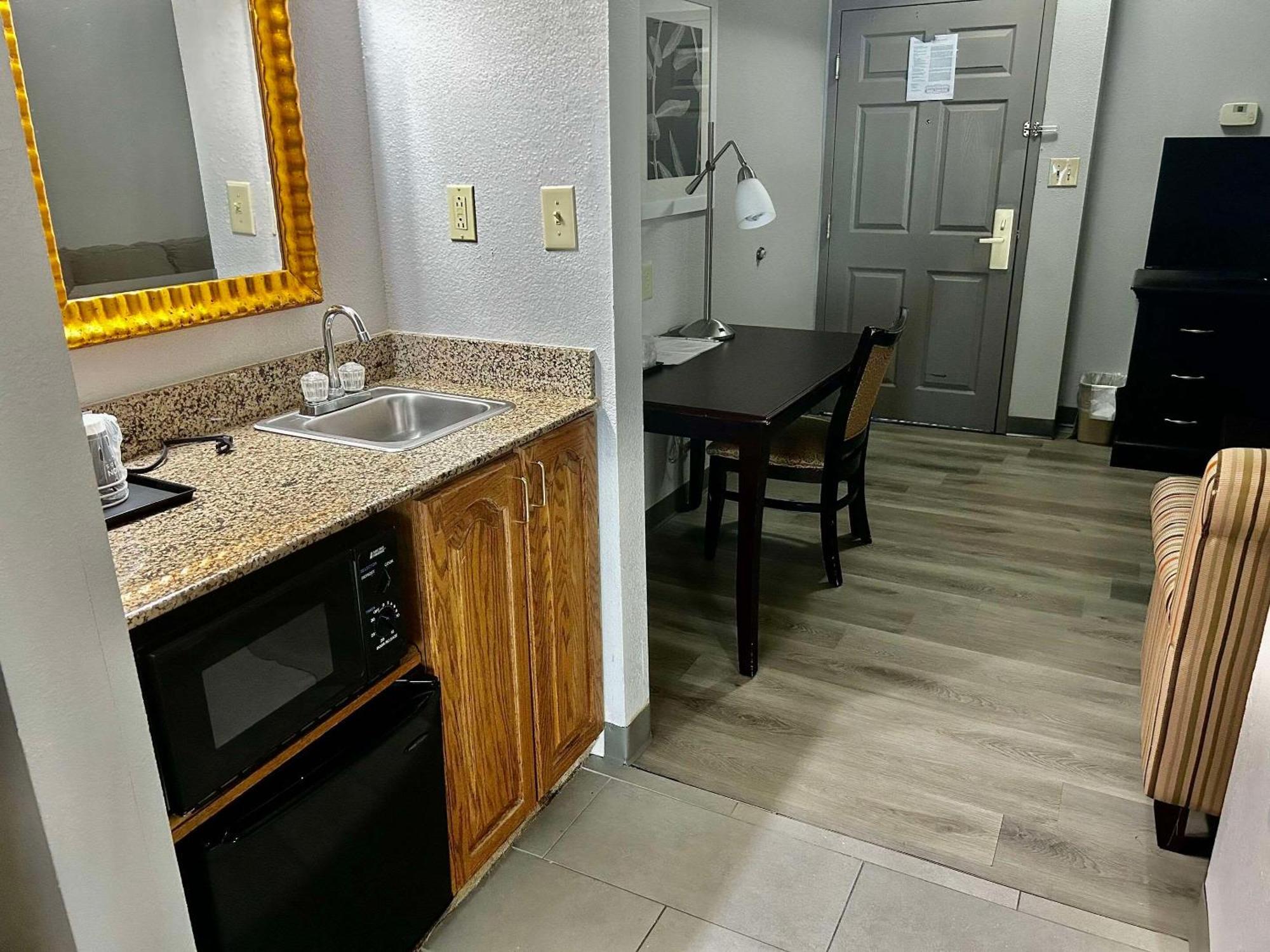 Country Inn & Suites By Radisson, Columbus, Ga Εξωτερικό φωτογραφία