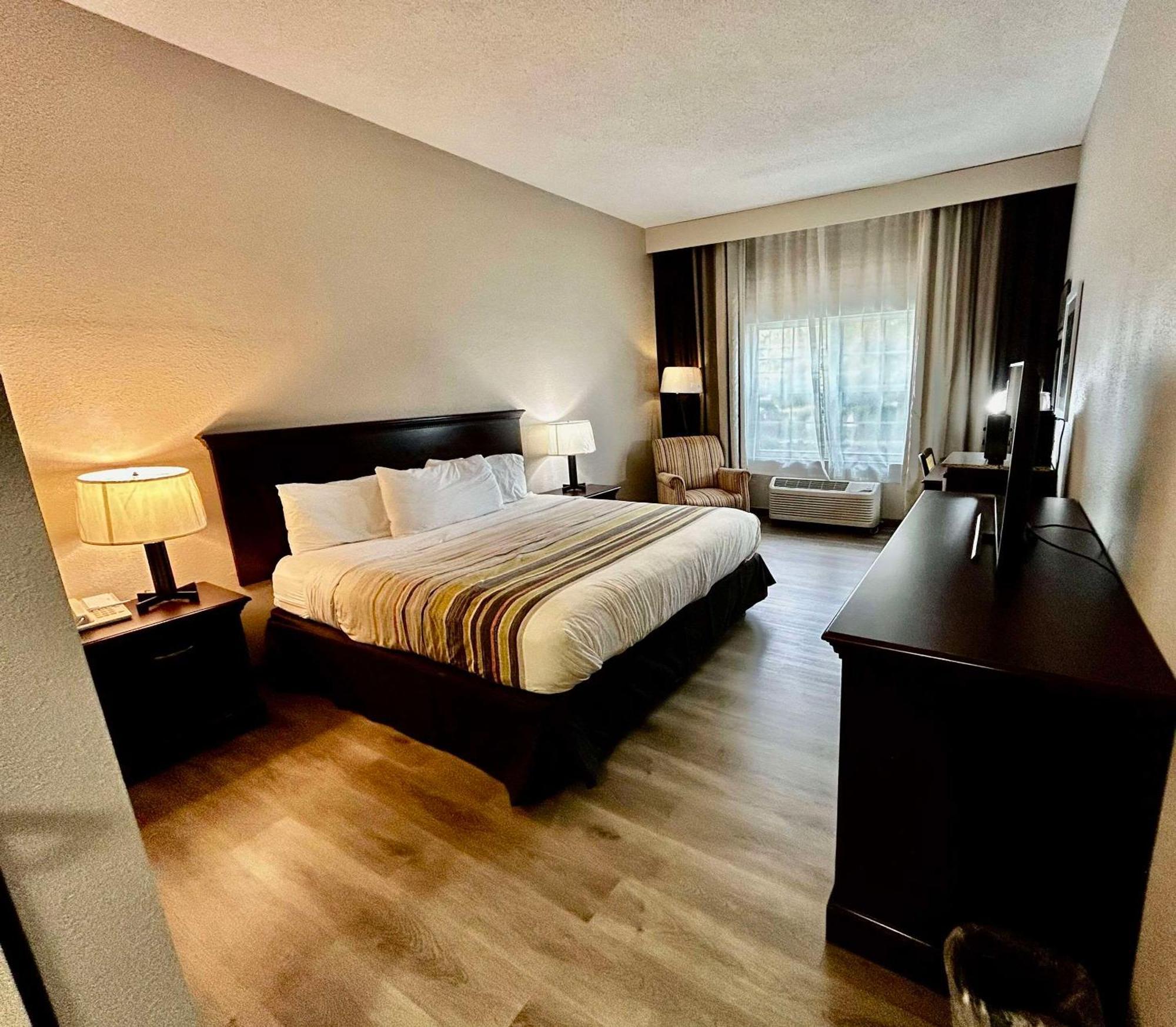 Country Inn & Suites By Radisson, Columbus, Ga Εξωτερικό φωτογραφία